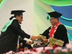 Gus Miftah Resmi Raih Gelar Magister PAI, Tegaskan Dakwah Humanis Berbasis Kebangsaan