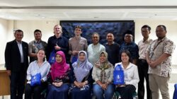 Tiga Mahasiswa Belanda Presentasi Hasil Penelitian di Unissula