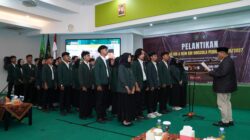 Resmi Menjabat, BEM dan Sema KM Unissula Dilantik Langsung oleh Rektor