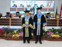 Unissula Beri Penghargaan Akademik Tinggi untuk Peneliti Denmark Theis R Andersen