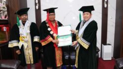 PDIM Unissula Anugerahkan Gelar Guru Besar (HC) kepada Dr. Rifai