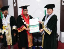 PDIM Unissula Anugerahkan Gelar Guru Besar (HC) kepada Dr. Rifai