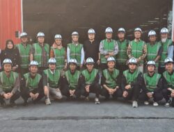 Mahasiswa FTI Unissula Diajak Pak Wapres Kunjungi Pabrik Kendaraan Listrik