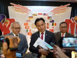 Jadi Pembicara Konferensi Internasional di Unissula, Menko Yusril Ingatkan Bahaya Modus Perdagangan Orang Berkedok Lowongan Kerja